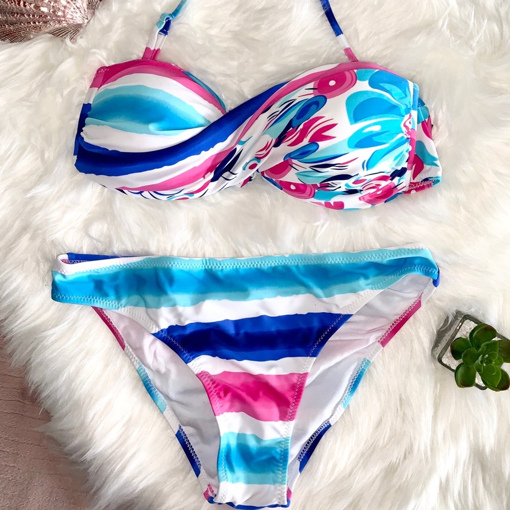 2- Piece Bikini Watercolor Twist